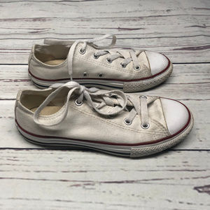 Converse Youth Size 2 white shoes, pre-owned